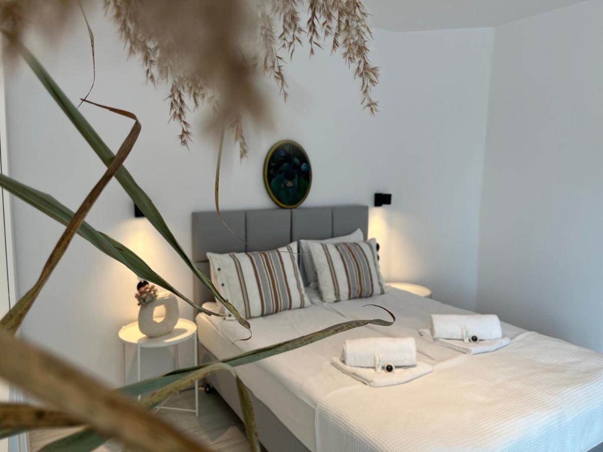 Pod Roza Bed & Breakfast Łeba Eksteriør bilde