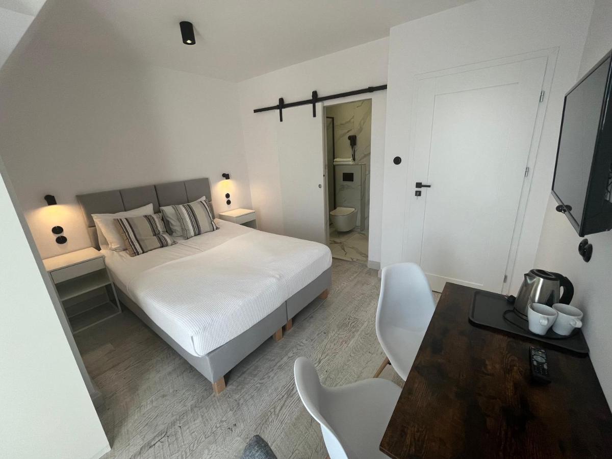 Pod Roza Bed & Breakfast Łeba Eksteriør bilde