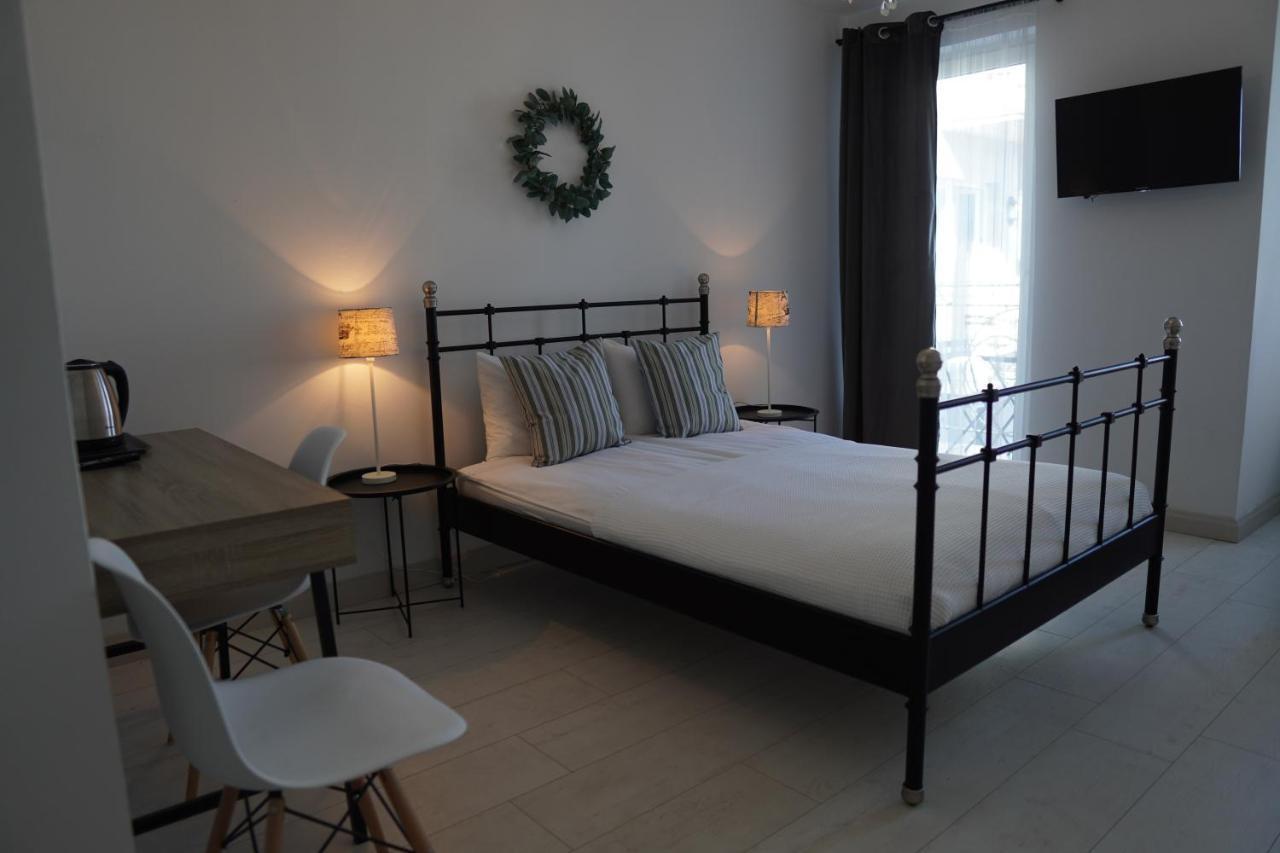 Pod Roza Bed & Breakfast Łeba Eksteriør bilde